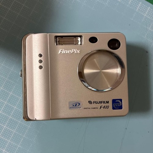 Fotocamera digitale compatta