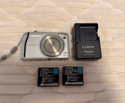 Fotocamera digitale compatta