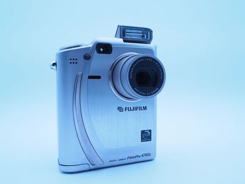 Fotocamera digitale compatta