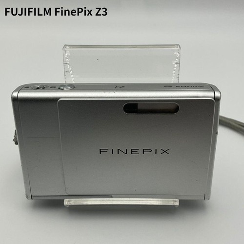 Fotocamera digitale compatta