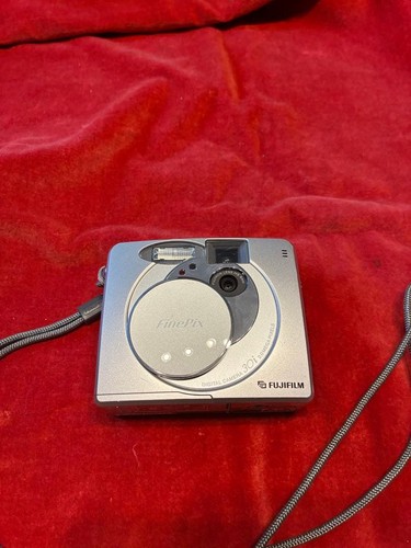 Fotocamera digitale compatta